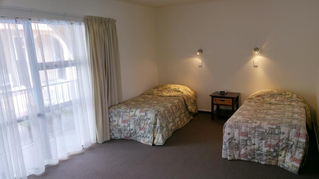 Hobson'S Choice Motel 다르가빌 객실 사진